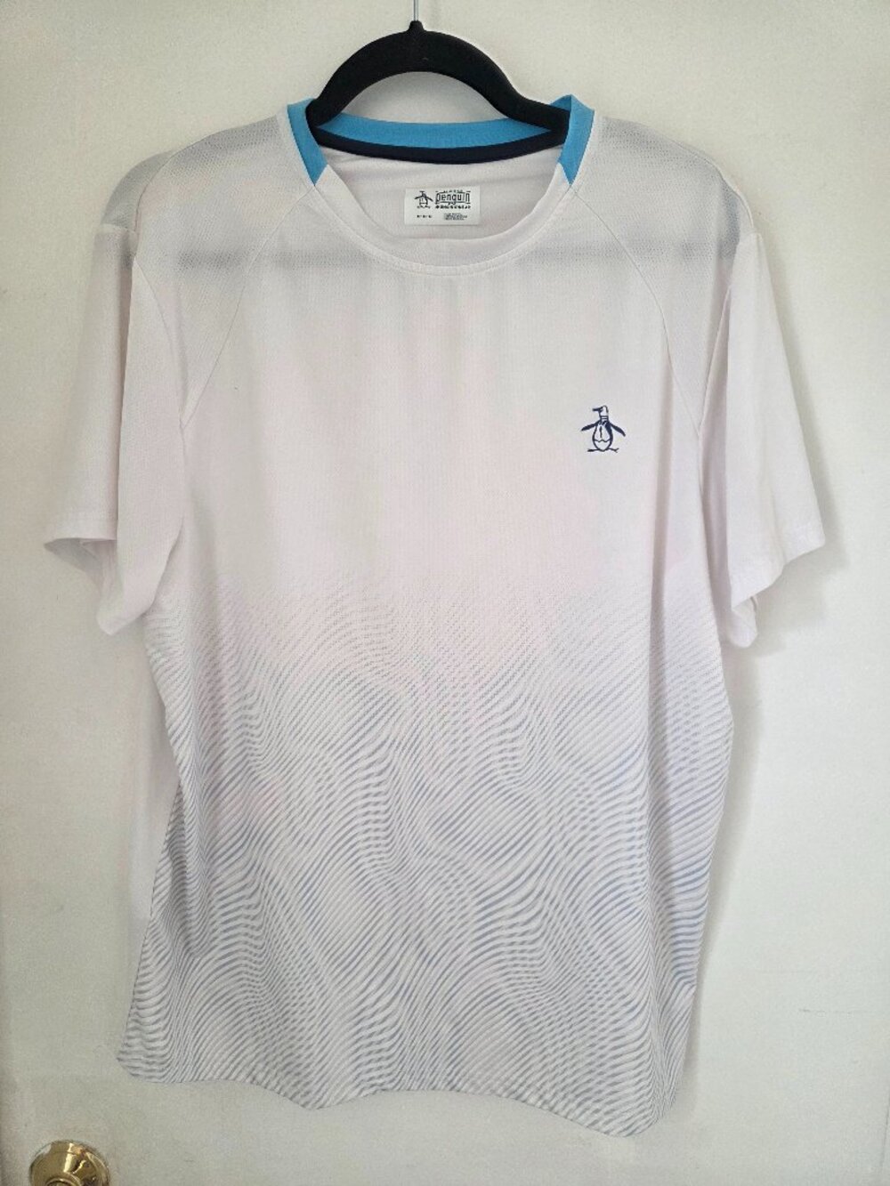 Men's Athletic Top - Size M
